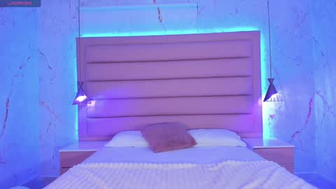Lotti online show from December 10, 3:09 am