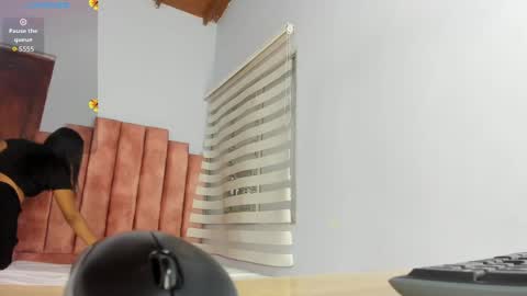 Snapshot of lou_rosse chatting on September 27, 9:11 pm  Lou Rosse  online show from September 27, 9:11 pm