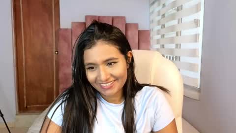 Snapshot of lou_rosse chatting on January 8, 8:07 pm Lou Rosse online show from January 8, 8:07 pm