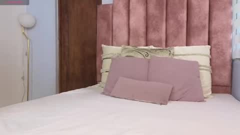 Snapshot of lou_rosse chatting on January 29, 7:32 pm Lou Rosse online show from January 29, 7:32 pm