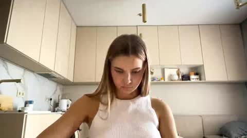 Bella online show from June 3, 12:06 pm