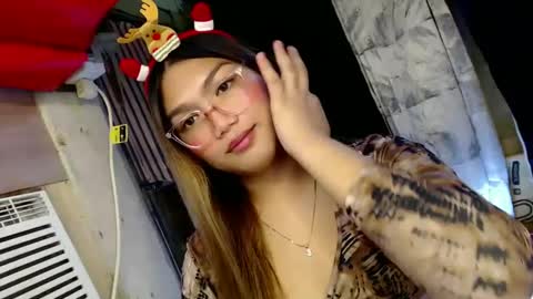 Sweet   online show from December 27, 1:07 pm