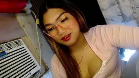 Sweet   online show from December 23, 5:00 pm