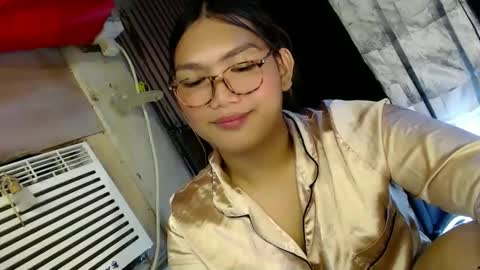 Sweet   online show from December 20, 3:21 pm