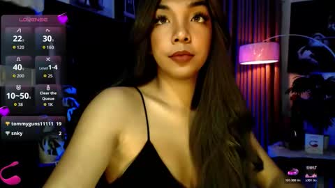 Snapshot of louisassy chatting on October 30, 2:36 am Louisa online show from October 30, 2:36 am