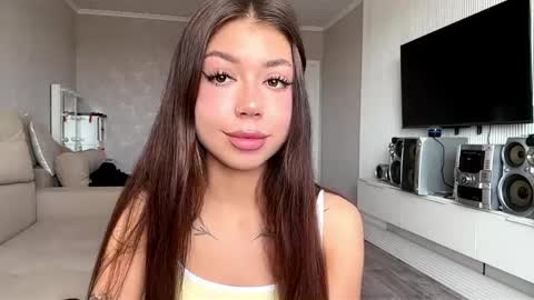 Flora online show from April 19, 7:19 am