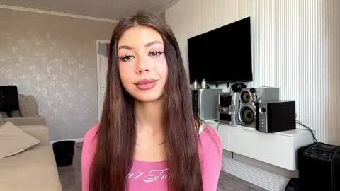 Flora online show from April 15, 7:09 am