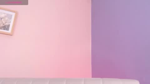 Snapshot of lourdes_moon22 chatting on October 19, 3:25 pm lourdes_moon22 online show from October 19, 3:25 pm