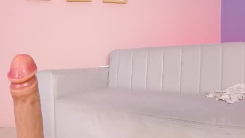 Snapshot of lourdes_moon22 chatting on October 18, 2:42 pm lourdes_moon22 online show from October 18, 2:42 pm