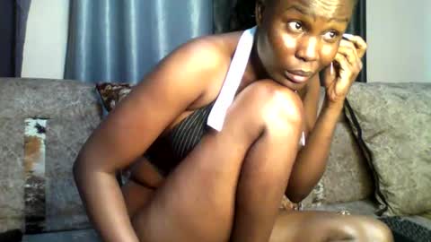 Snapshot of love1378 chatting on January 19, 11:10 pm Cynthia. A online show from January 19, 11:10 pm