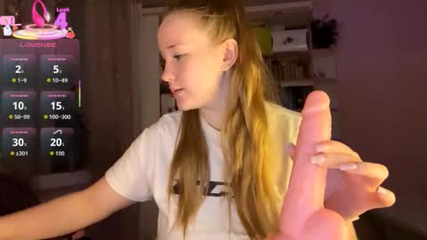 Snapshot of love_haven chatting on September 19, 5:45 pm Megan online show from September 19, 5:45 pm