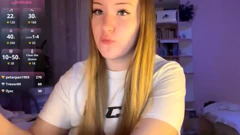 Snapshot of love_haven chatting on September 26, 6:38 pm Megan online show from September 26, 6:38 pm