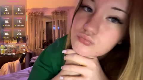 Snapshot of love_haven chatting on October 1, 5:29 pm Megan online show from October 1, 5:29 pm