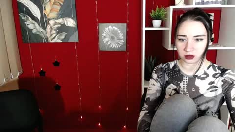 Alexya online show from January 20, 11:45 am