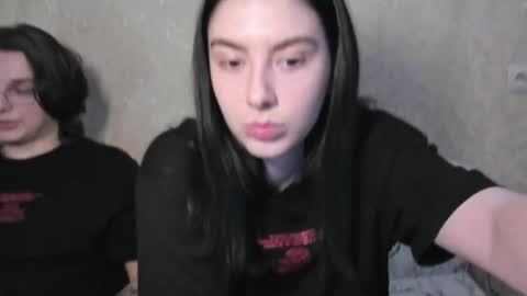 LINA online show from April 6, 8:10 pm