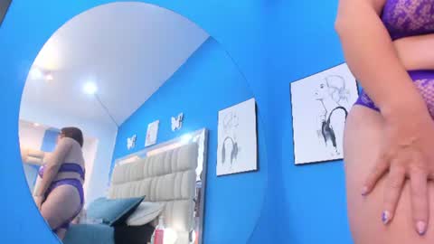 love_melany0 online show from July 14, 12:21 pm