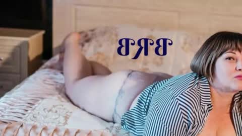 Snapshot of love_milanna chatting on February 28, 1:15 am Milana online show from February 28, 1:15 am