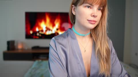 Snapshot of love_you_to123 chatting on October 13, 8:39 am love you to123 online show from October 13, 8:39 am