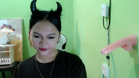 Snapshot of lovee_gelly chatting on November 1, 10:08 am Gelly online show from November 1, 10:08 am