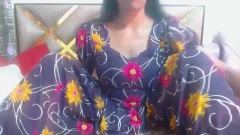 Snapshot of lovefunnitya chatting on February 23, 12:04 am Divya online show from February 23, 12:04 am