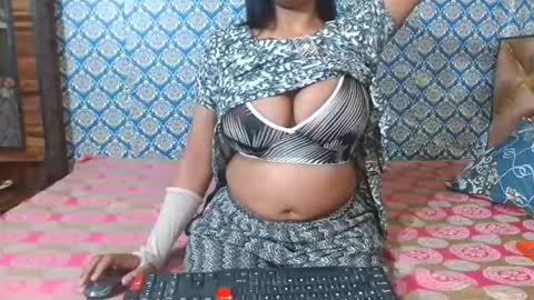 Divya online show from November 26, 2:56 am