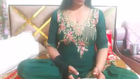 Snapshot of lovefunnitya chatting on February 23, 11:15 am Divya online show from February 23, 11:15 am