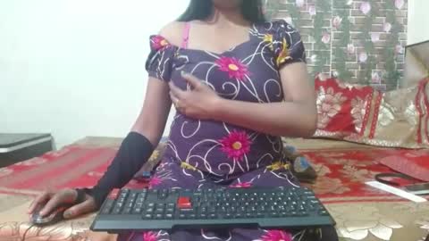 Snapshot of lovefunnitya chatting on January 16, 12:20 pm Divya online show from January 16, 12:20 pm