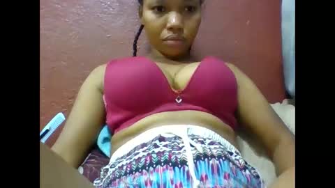 loveinlife750427 online show from March 2, 7:26 am