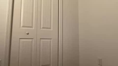 Love online show from November 4, 7:19 pm