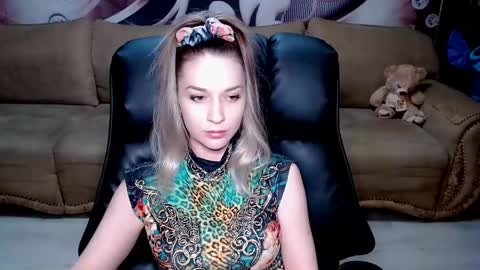 private open online show from March 11, 7:03 pm