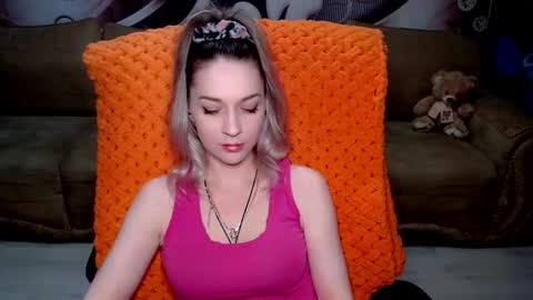 private open online show from February 10, 2:16 pm