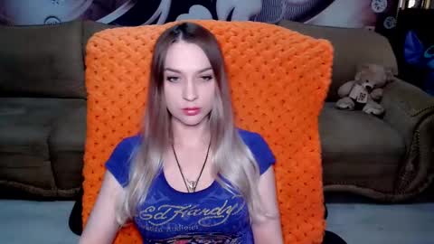 private open online show from March 3, 7:04 am
