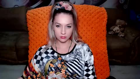 private open online show from January 28, 4:30 pm