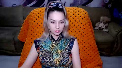 private open online show from January 12, 3:35 pm