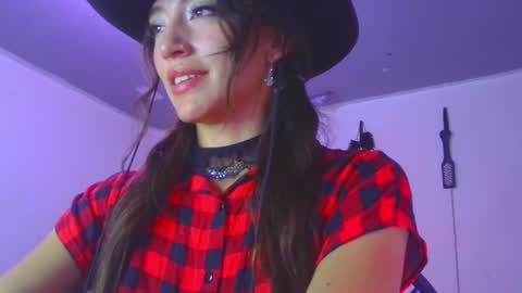 Snapshot of lovely_akira_xwx chatting on February 28, 6:10 am Tami online show from February 28, 6:10 am
