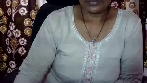 lovely_bhabhi65 online show from September 9, 11:32 am