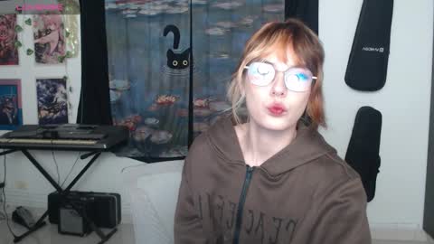 Cassie online show from February 3, 6:22 am