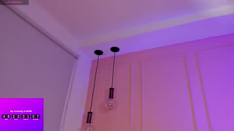 Snapshot of lovely_emma18 chatting on October 6, 1:28 pm Emma online show from October 6, 1:28 pm