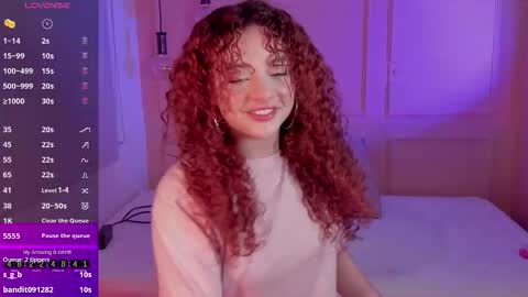 Snapshot of lovely_emma18 chatting on October 4, 2:11 pm Emma online show from October 4, 2:11 pm