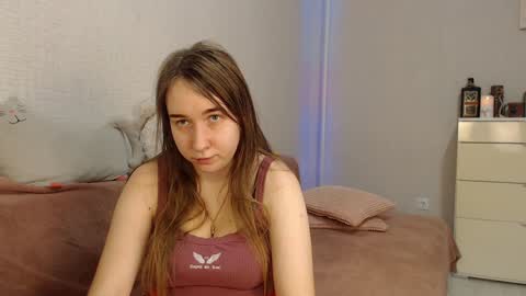 Lovely Hayley online show from December 19, 9:06 pm