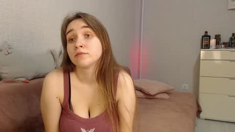 Lovely Hayley online show from December 20, 11:47 pm