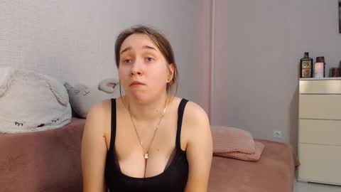 Lovely Hayley online show from January 6, 11:31 pm
