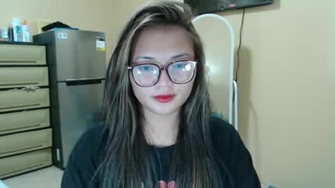Lovely Laura online show from January 13, 10:24 pm