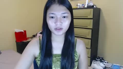 Lovely Laura online show from December 2, 8:48 am