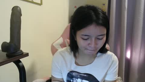 Lovely Laura online show from October 10, 10:14 pm