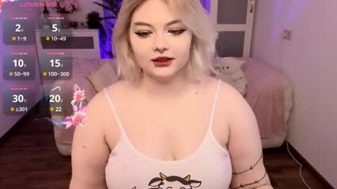 lovely_leilla online show from January 19, 11:21 pm