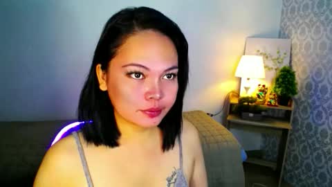 lovely_mara69x online show from October 12, 5:59 pm
