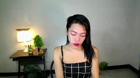 lovely_nathaliax online show from March 2, 7:32 am
