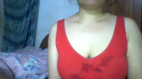 Snapshot of lovely_sweet_girl chatting on December 11, 9:30 am katrina follow me guys online show from December 11, 9:30 am