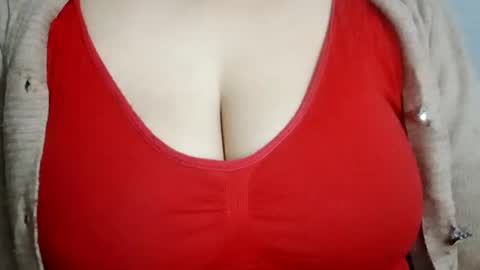 Snapshot of lovely_sweet_girl chatting on March 5, 12:16 am katrina follow me guys online show from March 5, 12:16 am